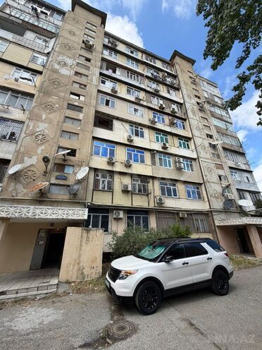 Продаётся 2-комн. вторичка 45 м², м. Халглар Достлугу, photo 1 from 13