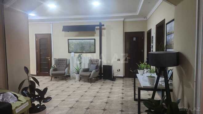 Сдаётся 4-комн. офис 205 м², м. Низами, photo 1 from 9