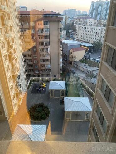 Сдаётся 3-комн. новостройка 173 м², м. Низами, photo 18 from 30