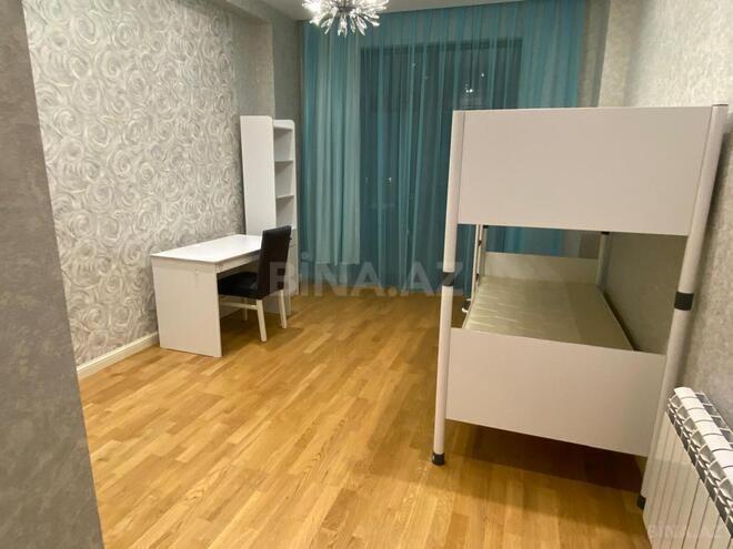 Сдаётся 3-комн. новостройка 173 м², м. Низами, photo 9 from 30
