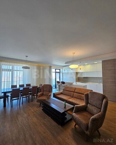 Сдаётся 3-комн. новостройка 110 м², м. 8 ноября, photo 3 from 22