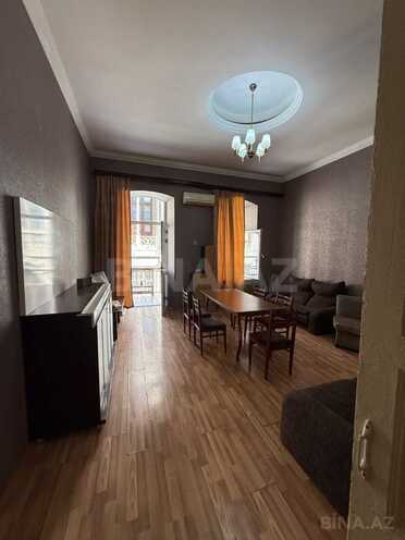 Продаётся 2-комн. вторичка 60 м², м. Ичеришехер, photo 13 from 14