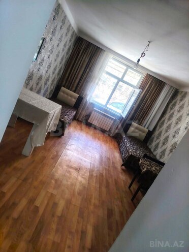 Продаётся 1-комн. вторичка 42 м², м. Гянджлик, photo 3 from 7
