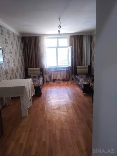 Продаётся 1-комн. вторичка 42 м², м. Гянджлик, photo 1 from 7
