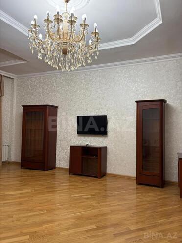 Сдаётся 3-комн. новостройка 140 м², м. Сахил, photo 5 from 13