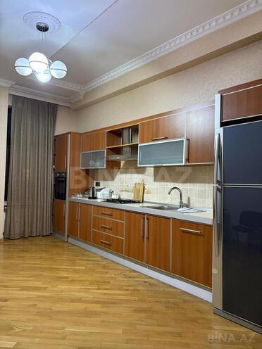 Сдаётся 3-комн. новостройка 140 м², м. Сахил, photo 8 from 13