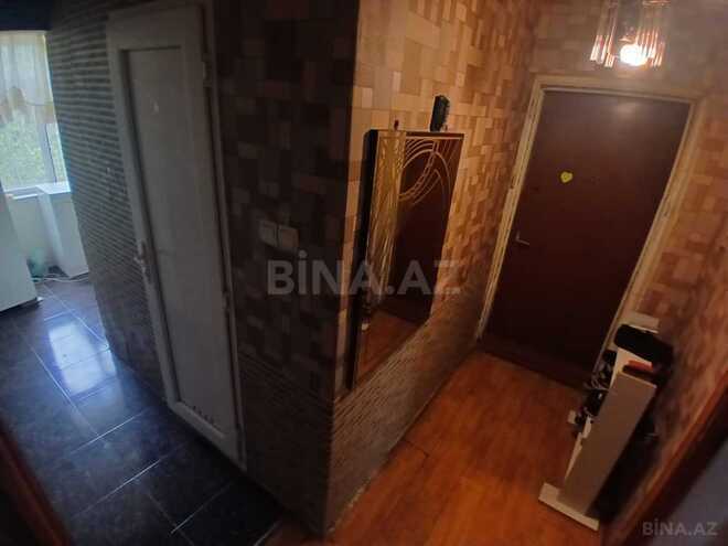 Сдаётся 3-комн. вторичка 65 м², м. Нефтчиляр, photo 3 from 9