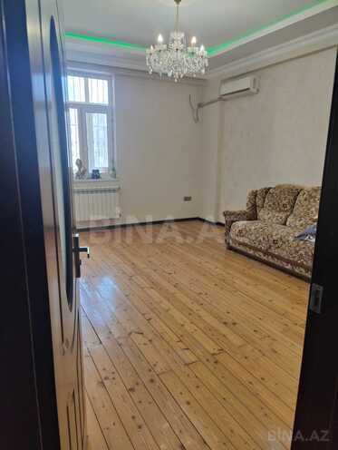 Продаётся 2-комн. новостройка 72 м², м. Азадлыг проспекти, photo 1 from 8