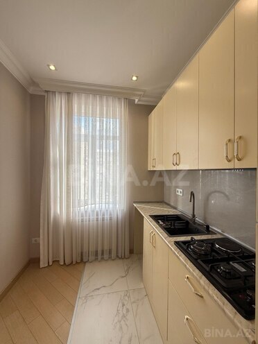 Продаётся 2-комн. вторичка 41 м², м. Элмляр Академиясы, photo 5 from 16