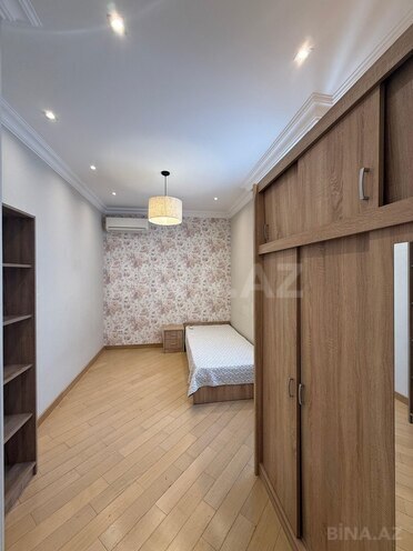 Продаётся 2-комн. вторичка 41 м², м. Элмляр Академиясы, photo 8 from 16