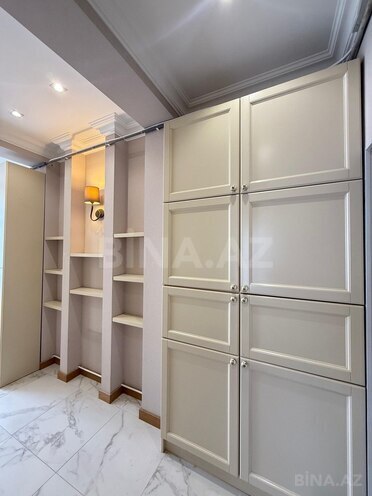 Продаётся 2-комн. вторичка 41 м², м. Элмляр Академиясы, photo 11 from 16