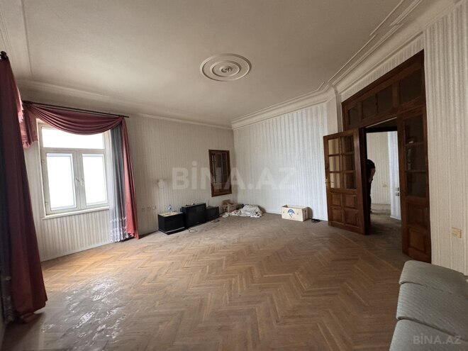 Satılır 2 otaqlı köhnə tikili 70 m², Sahil m., photo 8 from 16
