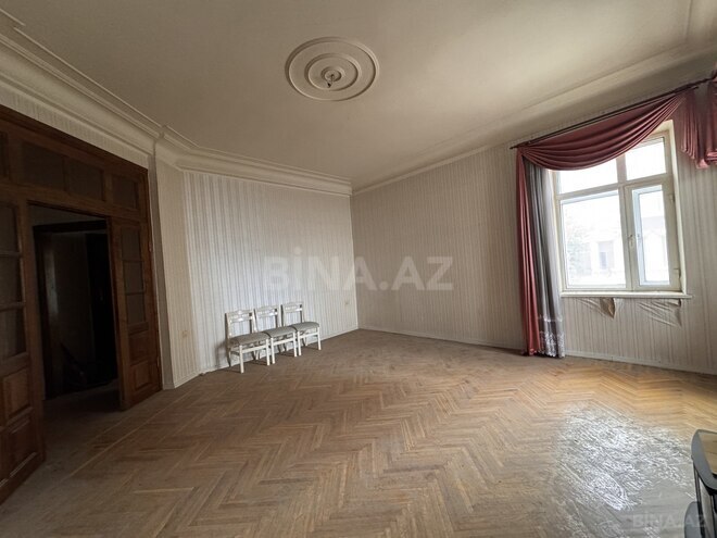 Satılır 2 otaqlı köhnə tikili 70 m², Sahil m., photo 9 from 16