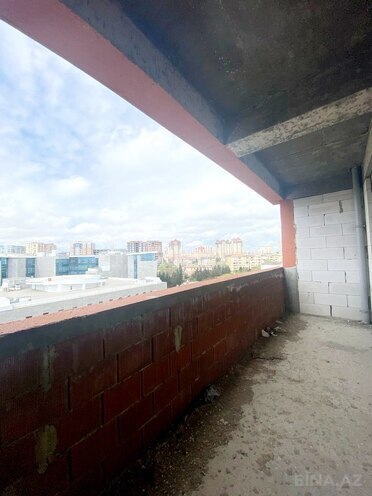 Продаётся 2-комн. новостройка 92 м², м. Кара Караев, photo 1 from 15