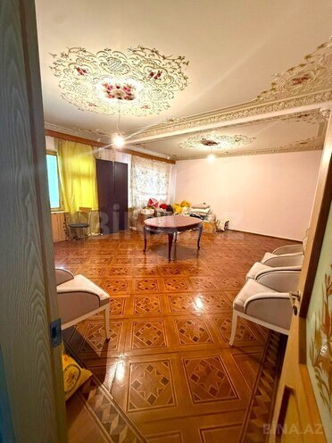 Продаётся 5-комн. вторичка 105 м², м. Халглар Достлугу, photo 1 from 21