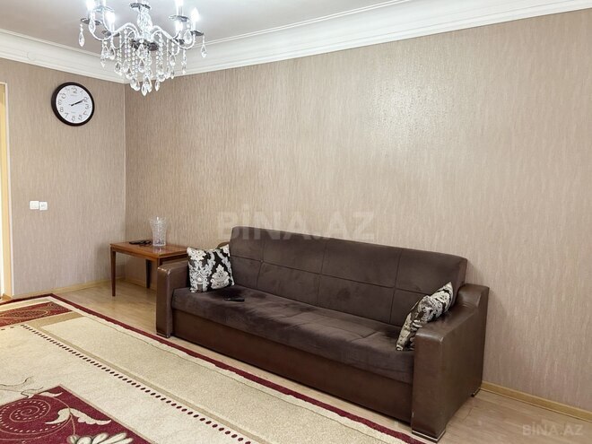 Продаётся 3-комн. вторичка 70 м², м. Элмляр Академиясы, photo 8 from 22