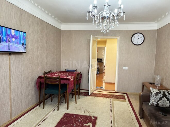 Продаётся 3-комн. вторичка 70 м², м. Элмляр Академиясы, photo 7 from 22