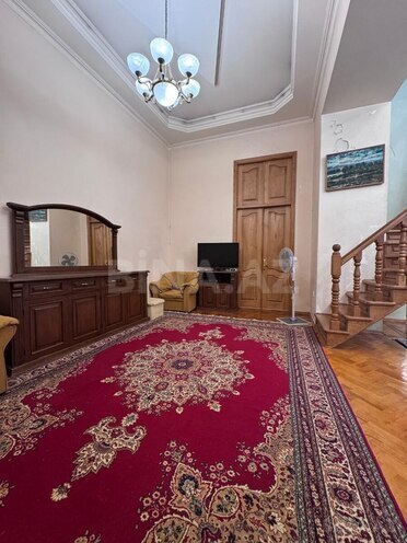 Продаётся 3-комн. вторичка 110 м², м. Ичеришехер, photo 7 from 29