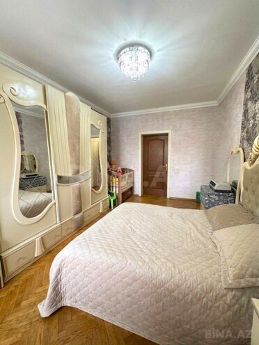 Продаётся 3-комн. вторичка 95 м², м. Ази Асланов, photo 8 from 16