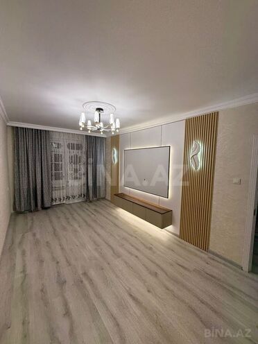 Продаётся 2-комн. вторичка 75 м², пос. Ени Гюнешли, photo 1 from 15