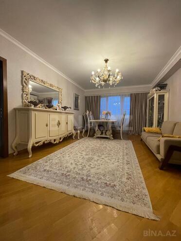 Продаётся 4-комн. вторичка 105 м², м. Элмляр Академиясы, photo 9 from 31