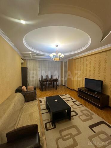 Сдаётся 3-комн. новостройка 138 м², м. Нариман Нариманов, photo 1 from 22