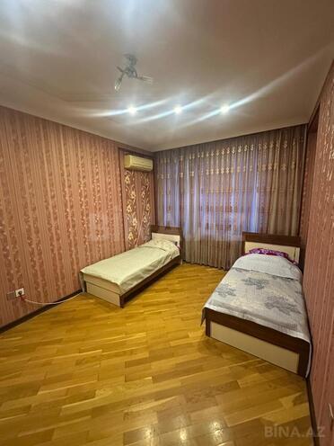 Сдаётся 3-комн. новостройка 138 м², м. Нариман Нариманов, photo 4 from 22