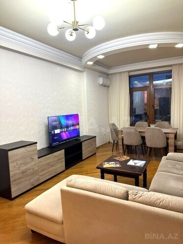 Сдаётся 3-комн. новостройка 110 м², м. Ичеришехер, photo 6 from 14