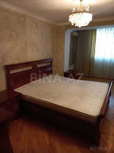 Продаётся 3-комн. вторичка 85 м², м. Иншаатчылар, photo 7 from 22