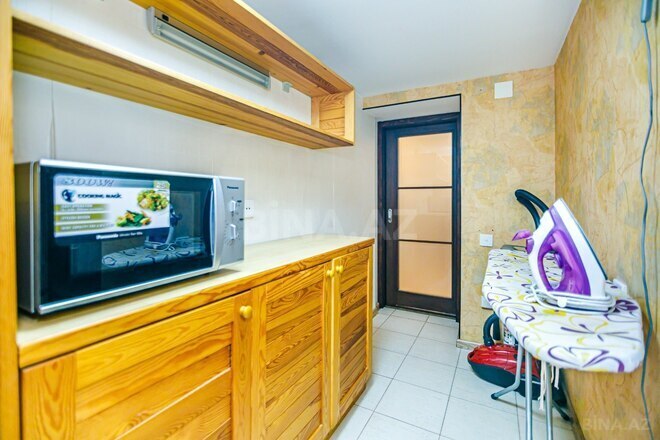 Сдаётся 3-комн. вторичка 82 м², м. Сахил, photo 7 from 17