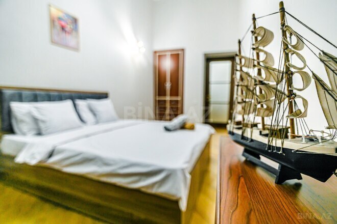 Сдаётся 3-комн. вторичка 82 м², м. Сахил, photo 4 from 17