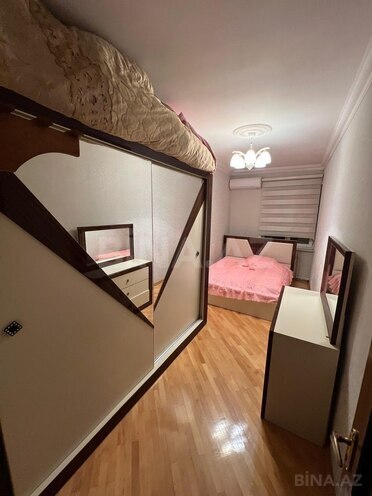 Сдаётся 2-комн. вторичка 65 м², м. Кара Караев, photo 1 from 10