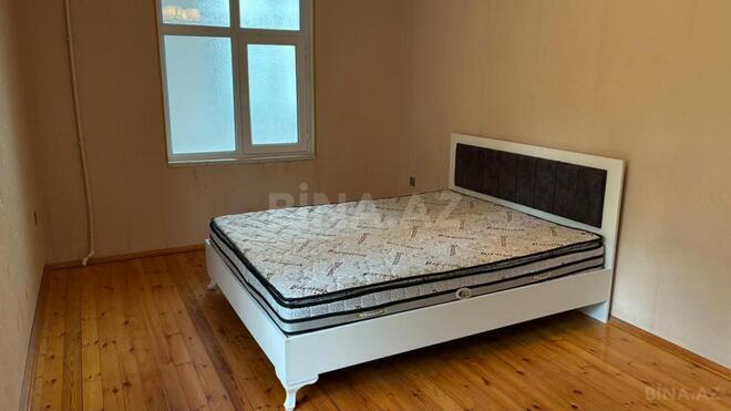Сдаётся 3-комн. вторичка 90 м², Хатаинский р., photo 4 from 18
