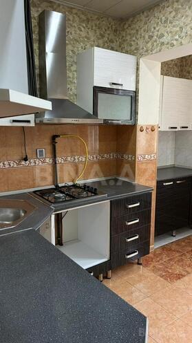 Сдаётся 3-комн. вторичка 90 м², Хатаинский р., photo 9 from 18