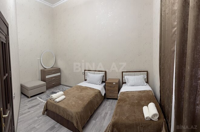 Сдаётся 3-комн. вторичка 79 м², м. Сахил, photo 10 from 15