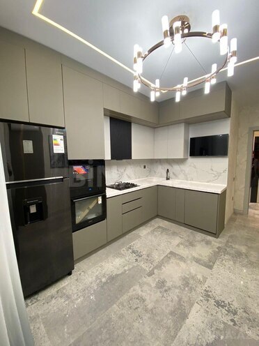 Сдаётся 2-комн. новостройка 97 м², м. 8 ноября, photo 11 from 25