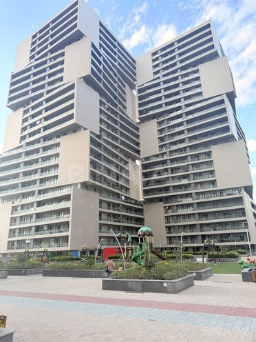 Сдаётся 2-комн. новостройка 85 м², м. 8 ноября, photo 1 from 32