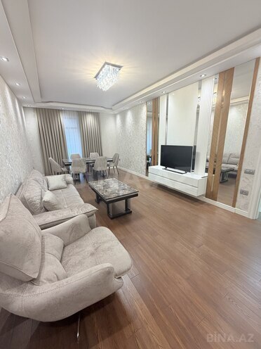 Сдаётся 2-комн. новостройка 85 м², м. 8 ноября, photo 10 from 32