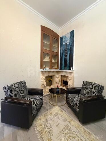 Сдаётся 3-комн. вторичка 80 м², м. Низами, photo 4 from 14