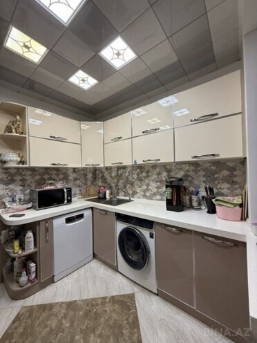 Продаётся 3-комн. вторичка 90 м², м. Азадлыг проспекти, photo 8 from 11