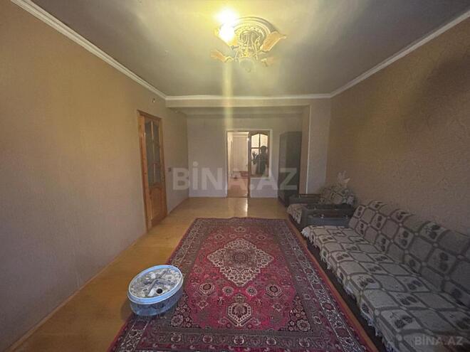 Продаётся 5-комн. вторичка 40 м², photo 1 from 13