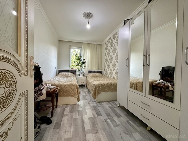 Продаётся 4-комн. вторичка 90 м², м. Нефтчиляр, photo 7 from 19