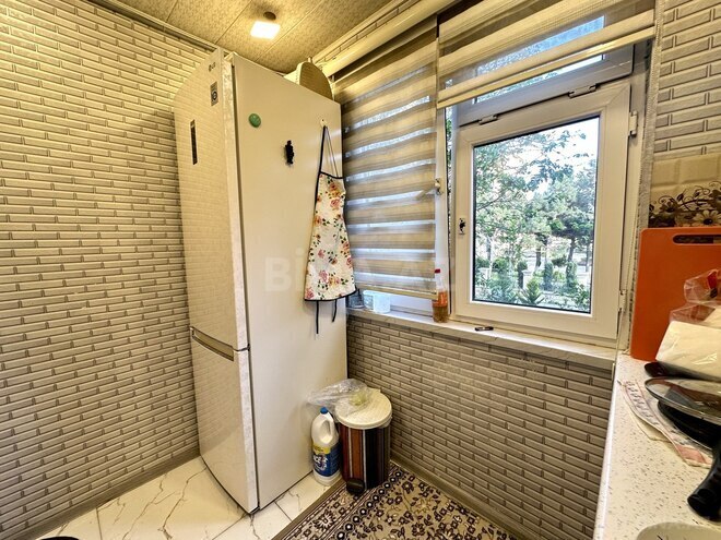 Продаётся 4-комн. вторичка 90 м², м. Нефтчиляр, photo 15 from 19