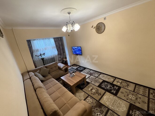 Продаётся 2-комн. вторичка 48 м², пос. Ени Гюнешли, photo 1 from 16