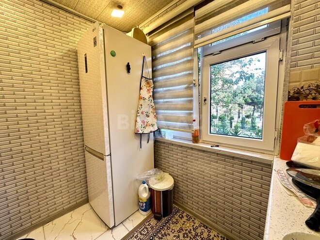 Продаётся 4-комн. вторичка 90 м², м. Нефтчиляр, photo 13 from 18