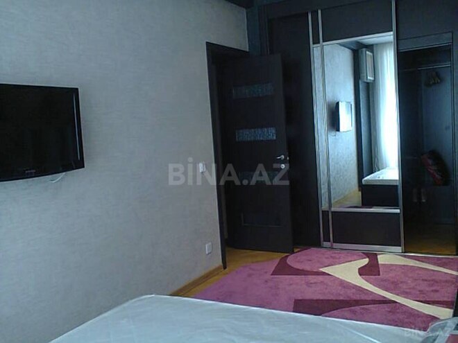Продаётся 2-комн. новостройка 70 м², м. Низами, photo 7 from 12