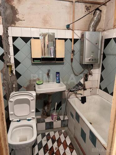 Продаётся 3-комн. вторичка 70 м², м. Кара Караев, photo 4 from 12