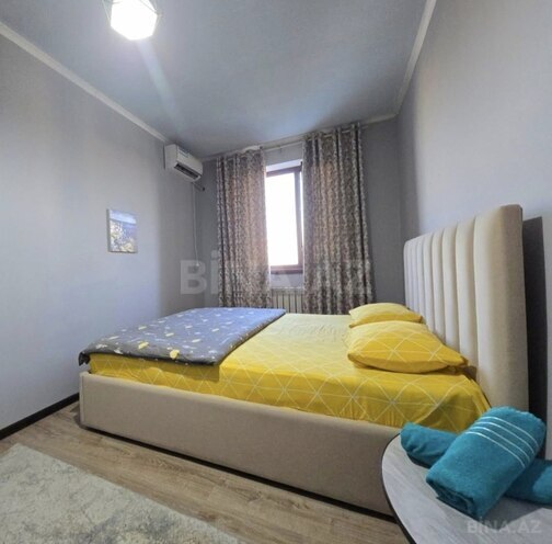 Сдаётся 2-комн. новостройка 72 м², м. Иншаатчылар, photo 1 from 8