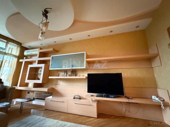 Сдаётся 2-комн. вторичка 65 м², м. Ичеришехер, photo 13 from 16