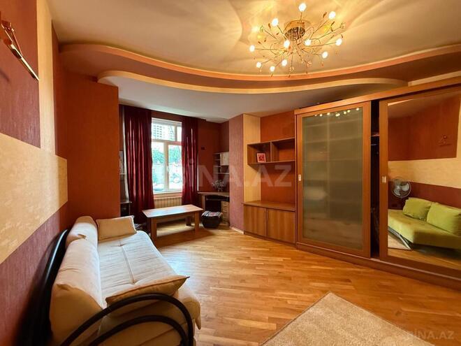 Сдаётся 2-комн. вторичка 65 м², м. Ичеришехер, photo 10 from 16
